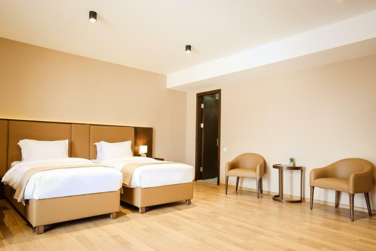 Hotel Elisi By Gtm à Tbilissi Extérieur photo